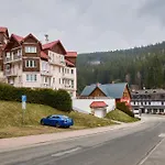 312, 313 Appartement *