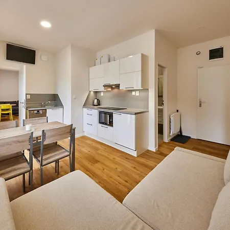 Apartamento Pec 313 *